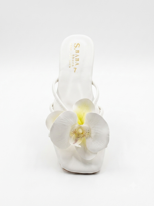 Elegant White Orchid Floral Flat Sandals